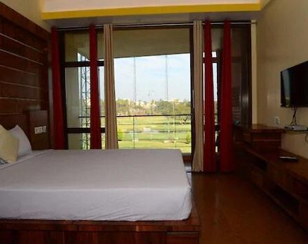 Mak Hotel บังกาลอร์ ภายนอก รูปภาพ